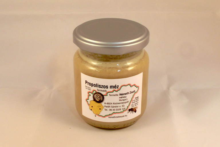 Honey with propolis